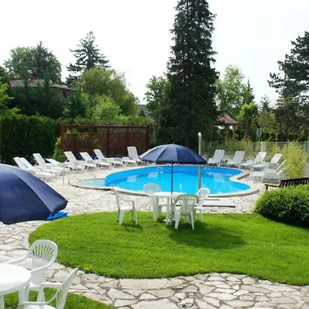 Holiday Art Garden&Spa Appartement
