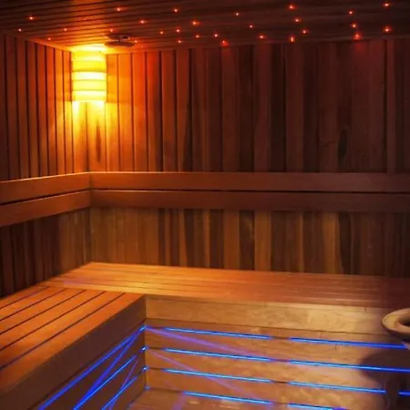 Holiday Art Garden&Spa 아파트 *